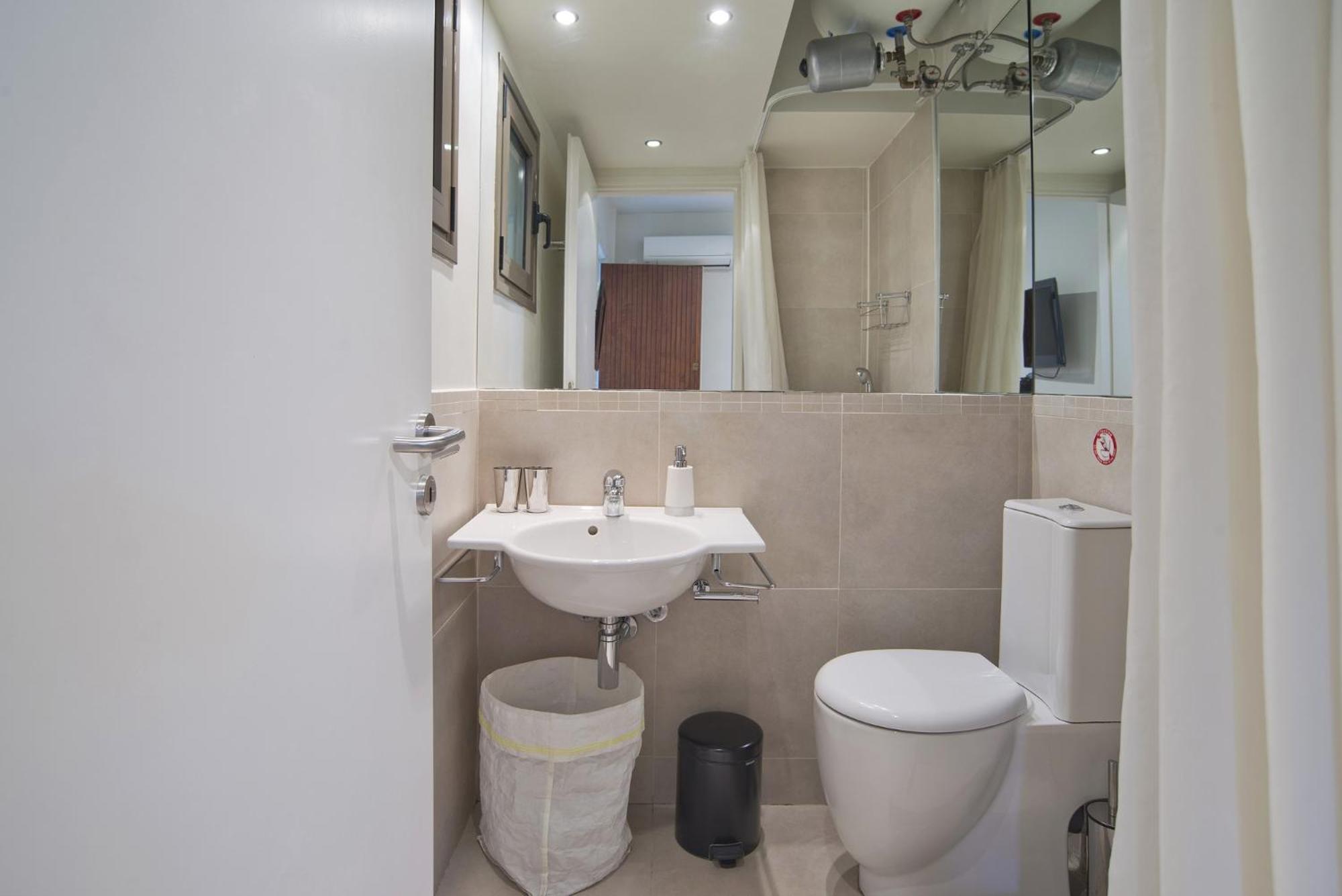 Cozy And Modern Studio Next To The Sea Apartment Athens Ngoại thất bức ảnh