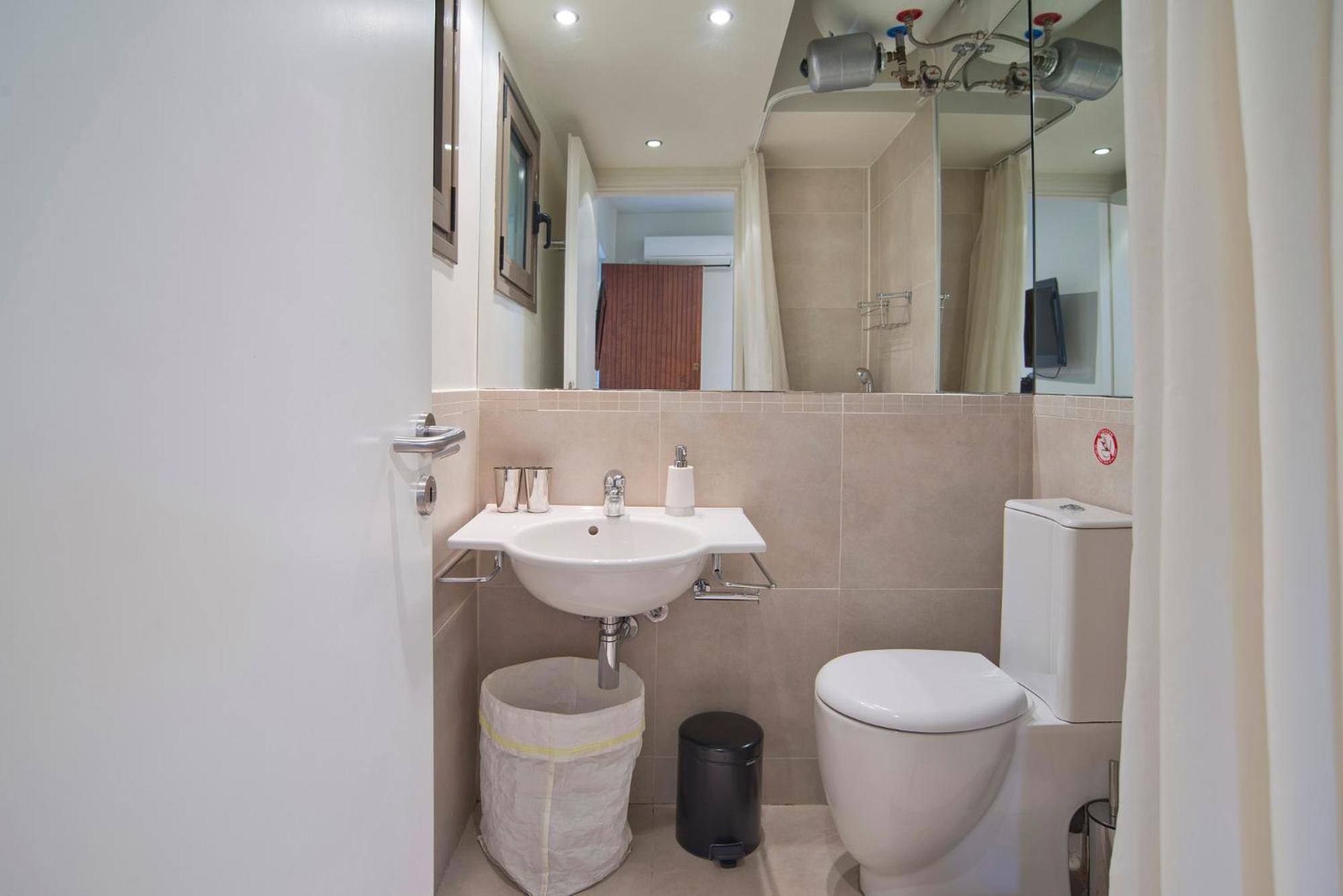 Cozy And Modern Studio Next To The Sea Apartment Athens Ngoại thất bức ảnh